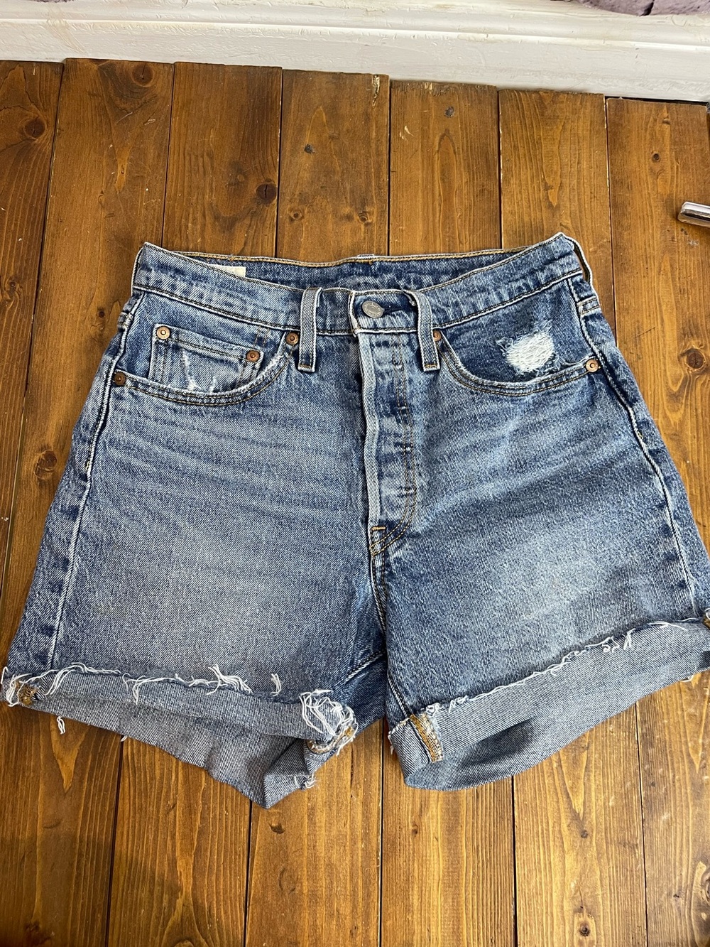 Levi’s premium size 26 501 hidden button fly Jean shorts